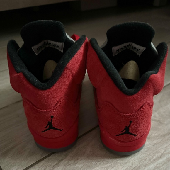BRAND NEW AIR Jordan Retro 5 "Red Suede" SZE 4Y - Picture 3 of 8